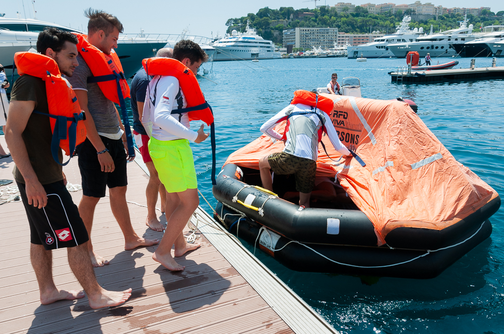 lo yacht club de monaco punta sulla formazione con la belle classe academy da Lapresse.it lo yacht club de monaco punta sulla formazione con la belle classe academy