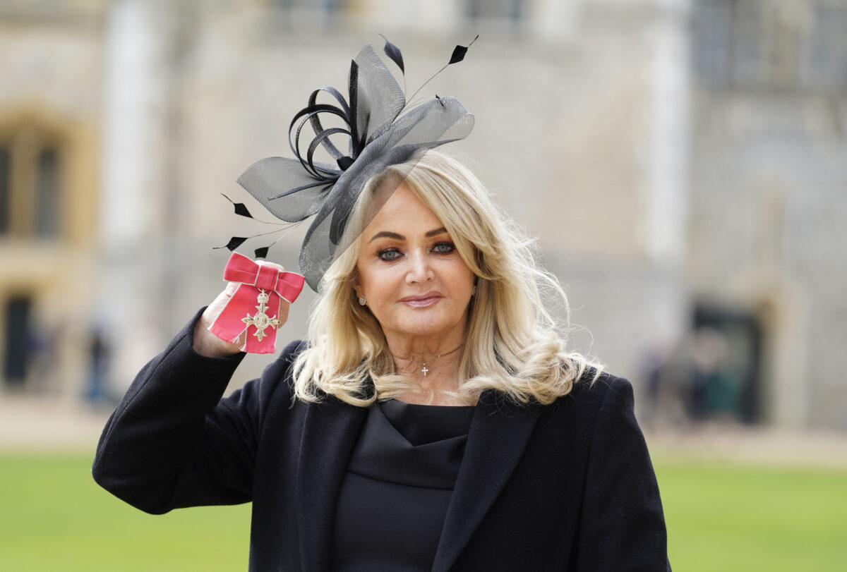 Bonnie Tyler, la cantante non è più in coma ma è ancora in condizioni molto gravi Bonnie Tyler, la cantante non è più in coma ma è ancora in condizioni molto gravi