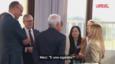 G7, Meloni ai leader presenti al vertice: "Ho smesso di fumare un mese fa"