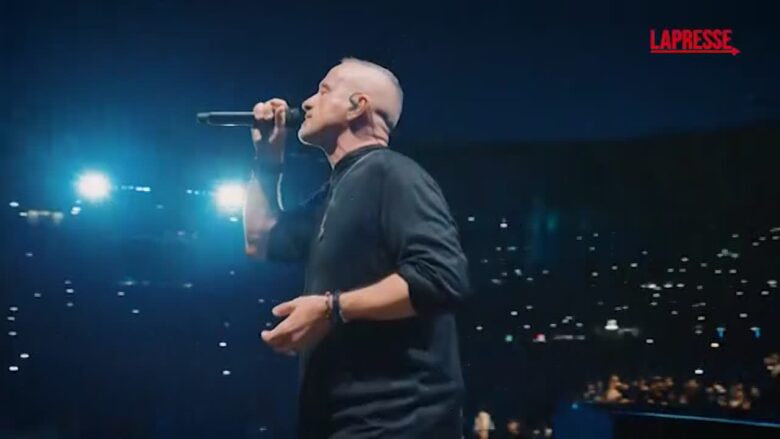 Roma, Eros Ramazzotti conquista l'Olimpico
