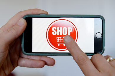 Farmaci con ricetta online con un click? Cosa ne pensano gli italiani