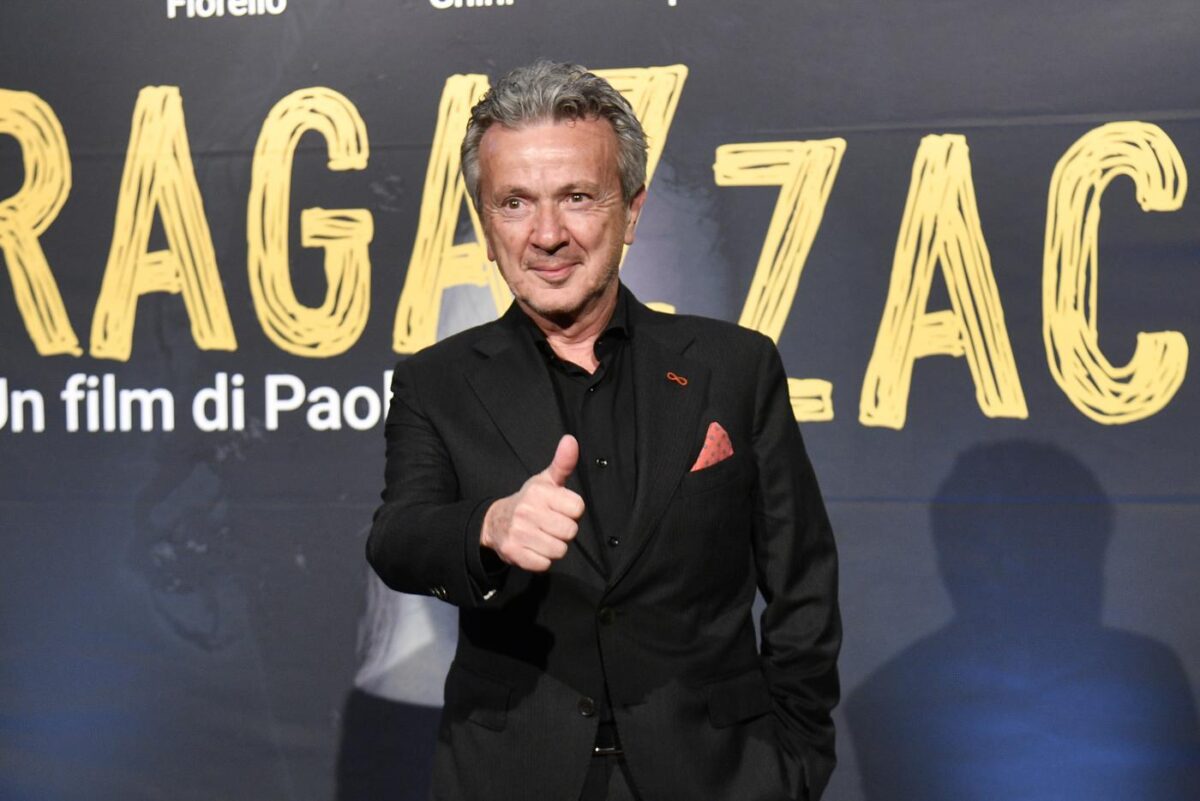 Maturità 2026, domani la prima prova con il tema di italiano. Sui banchi anche Pupo: sul web il tototraccia Maturità 2026, domani la prima prova con il tema di italiano. Sui banchi anche Pupo: sul web il tototraccia