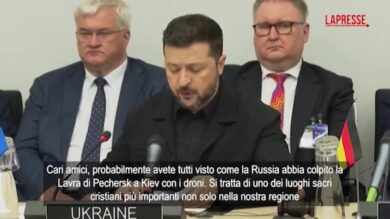 Ucraina, Zelensky: "Raid su Mosca risposta a droni russi su chiesa a Kiev"