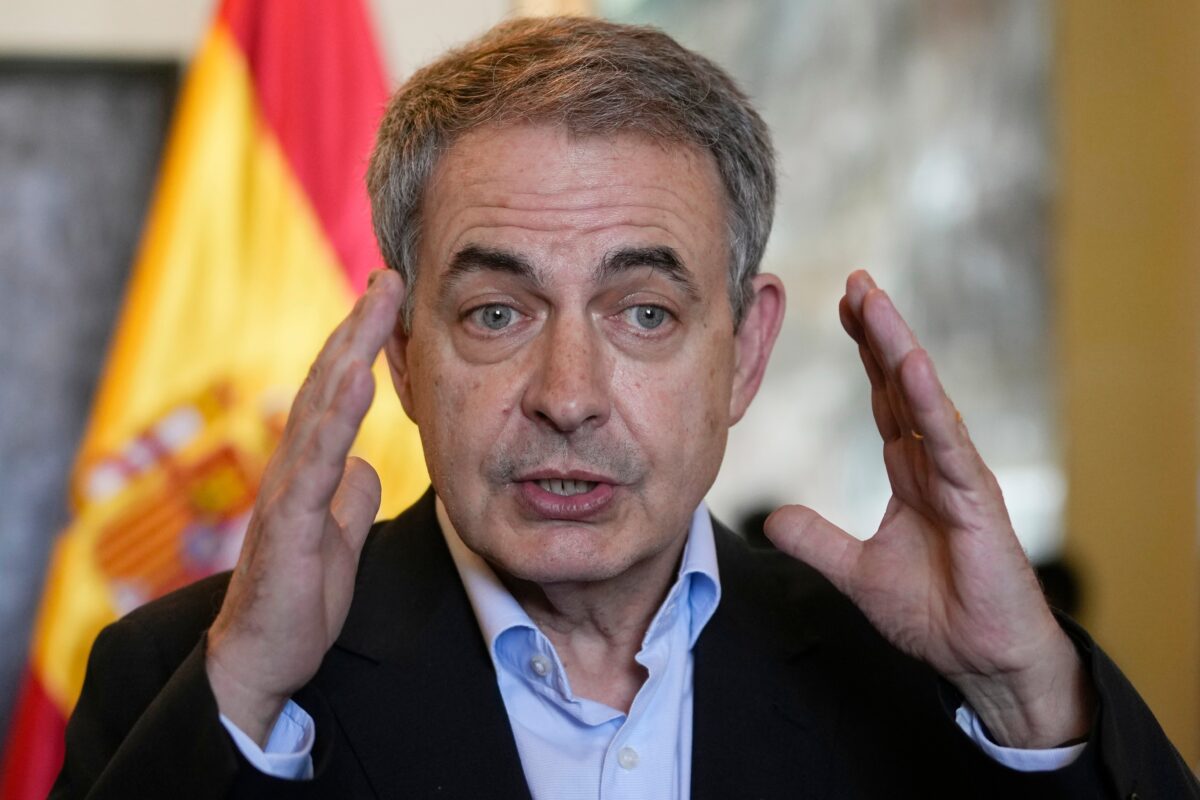 caso zapatero indagate anche le figlie alba e laura da Lapresse.it caso zapatero indagate anche le figlie alba e laura