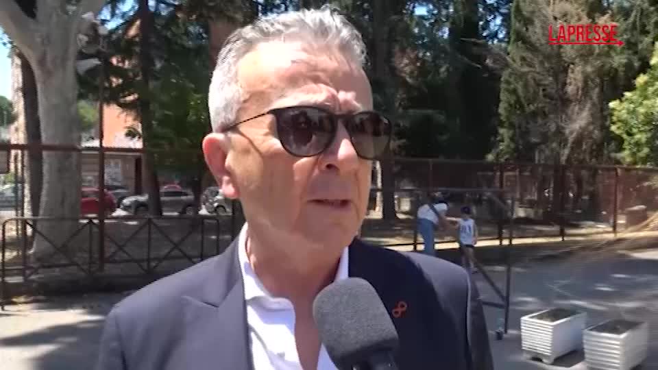 maturit224 2026 pupo dopo il diploma la laurea e anche la politica vannacci una brava persona vedremo da Lapresse.it maturit224 2026 pupo dopo il diploma la laurea e anche la politica vannacci una brava persona vedremo