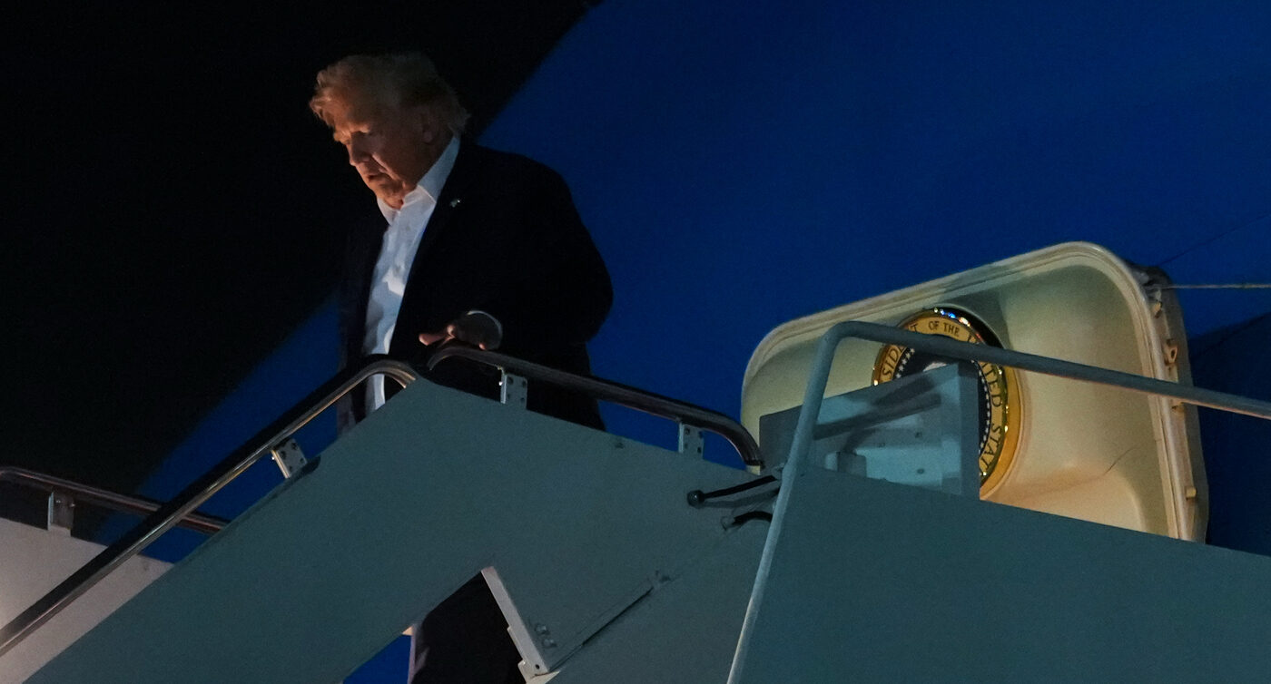 Iran, firmato da remoto l’accordo con gli Usa. Khamenei: “Ho dato il mio ok. Trump per disperazione ha fatto di tutto per giungere a intesa” – La diretta