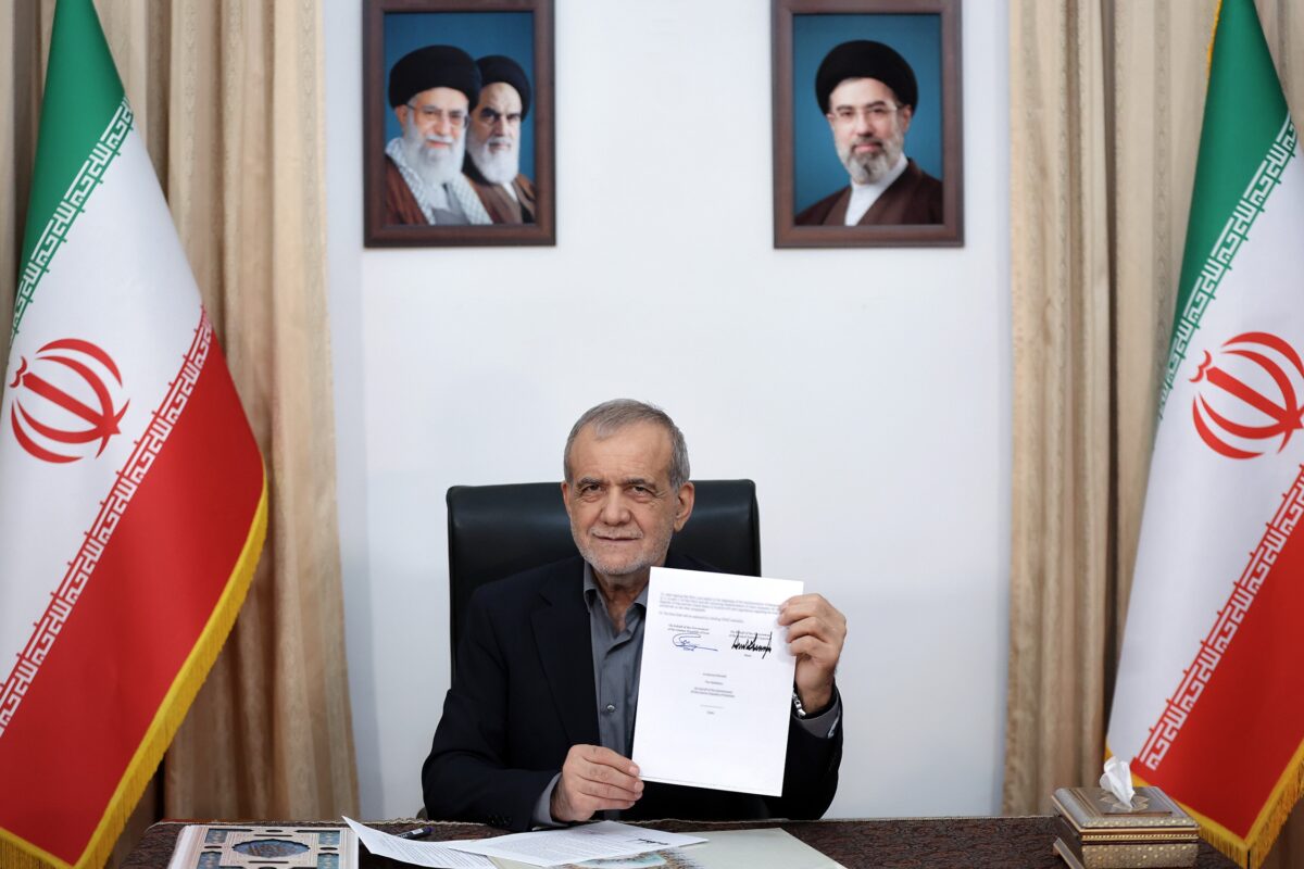 iran svizzera rinviati colloqui tra usa e teheran 8211 la diretta da Lapresse.it iran svizzera rinviati colloqui tra usa e teheran 8211 la diretta