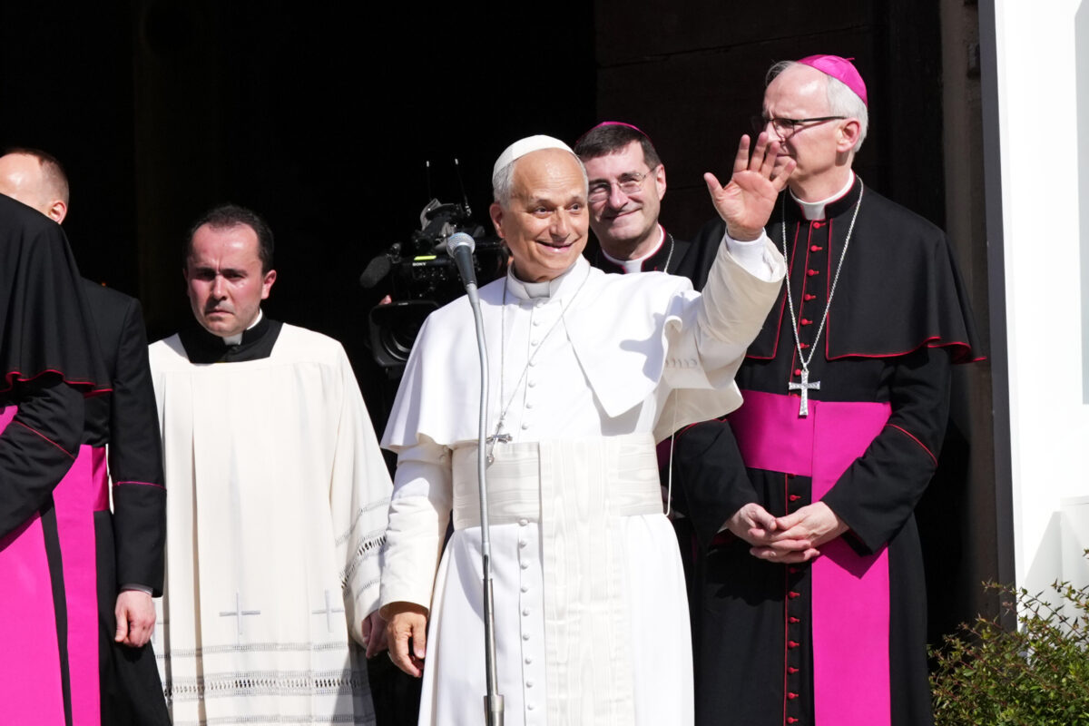 Papa Leone XIV a Pavia: “Basta odio, bullismo, guerre tra Paesi” Papa Leone XIV a Pavia: “Basta odio, bullismo, guerre tra Paesi”