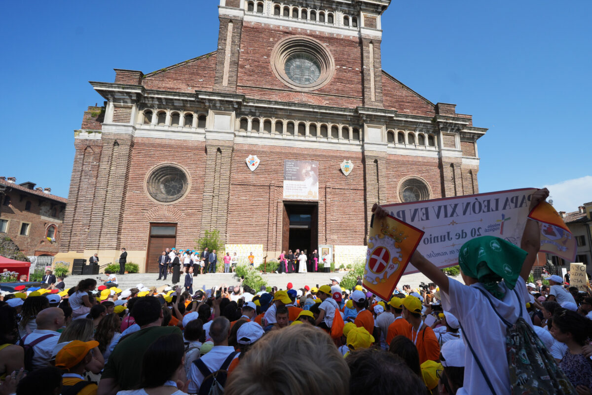 Papa Leone XIV a Pavia: “Basta odio, bullismo, guerre tra Paesi” Papa Leone XIV a Pavia: “Basta odio, bullismo, guerre tra Paesi”