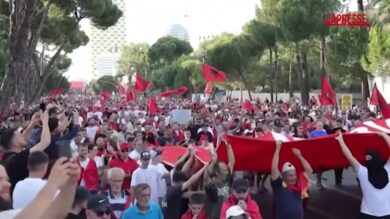 Albania, migliaia in piazza contro il resort di lusso di Jared Kushner