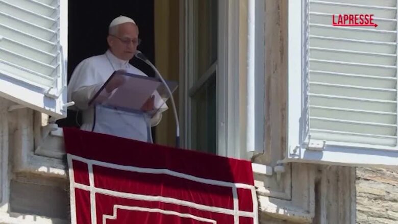 Rifugiati, Papa Leone XIV: "Esorto tutti ad accogliere vittime di persecuzione"