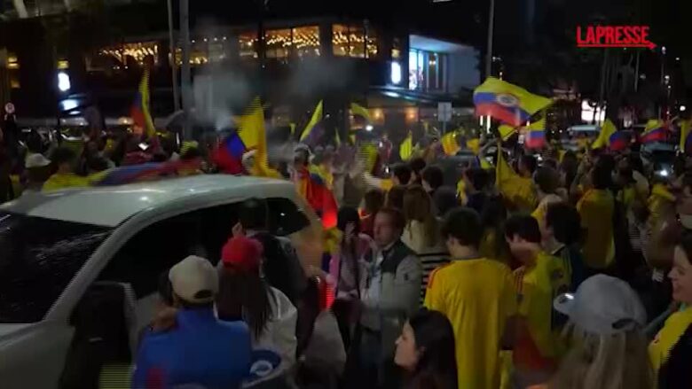 Elezioni in Colombia, festa a Bogotà tra i sostenitori di De la Espriella