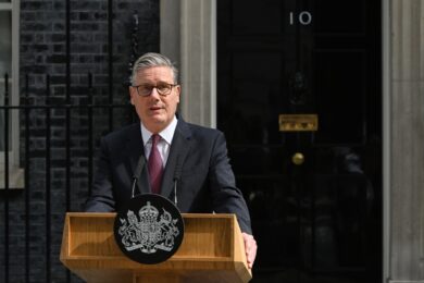 Regno Unito: Starmer si è dimesso da primo ministro