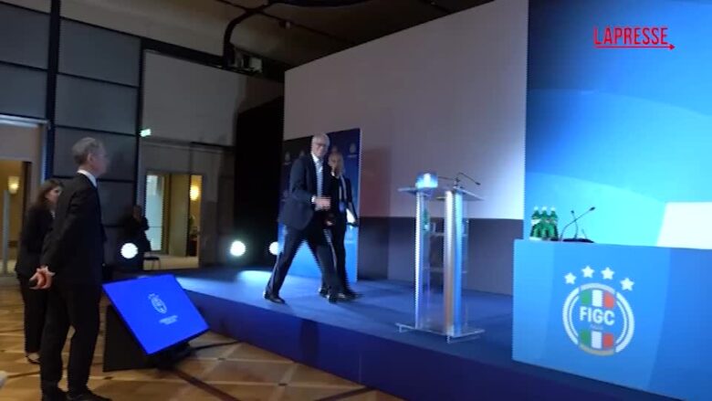 Figc, Malagò nuovo presidente: "Priorità? Ripristinare il rapporto con una parte della politica"