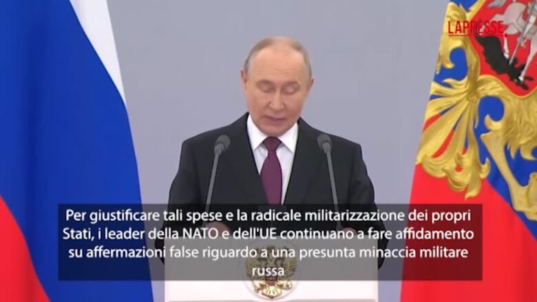 Ucraina, Putin: "Occidente parla di prepararsi alla guerra con la Russia"