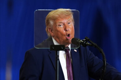 Iran, il Senato Usa approva la risoluzione per limitare i poteri di guerra di Trump – La diretta