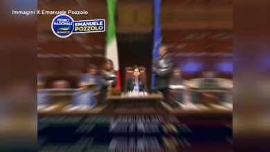 Bagarre in Aula tra Pozzolo e Ascani: "Mi chiami signora presidente" ma lui usa il maschile