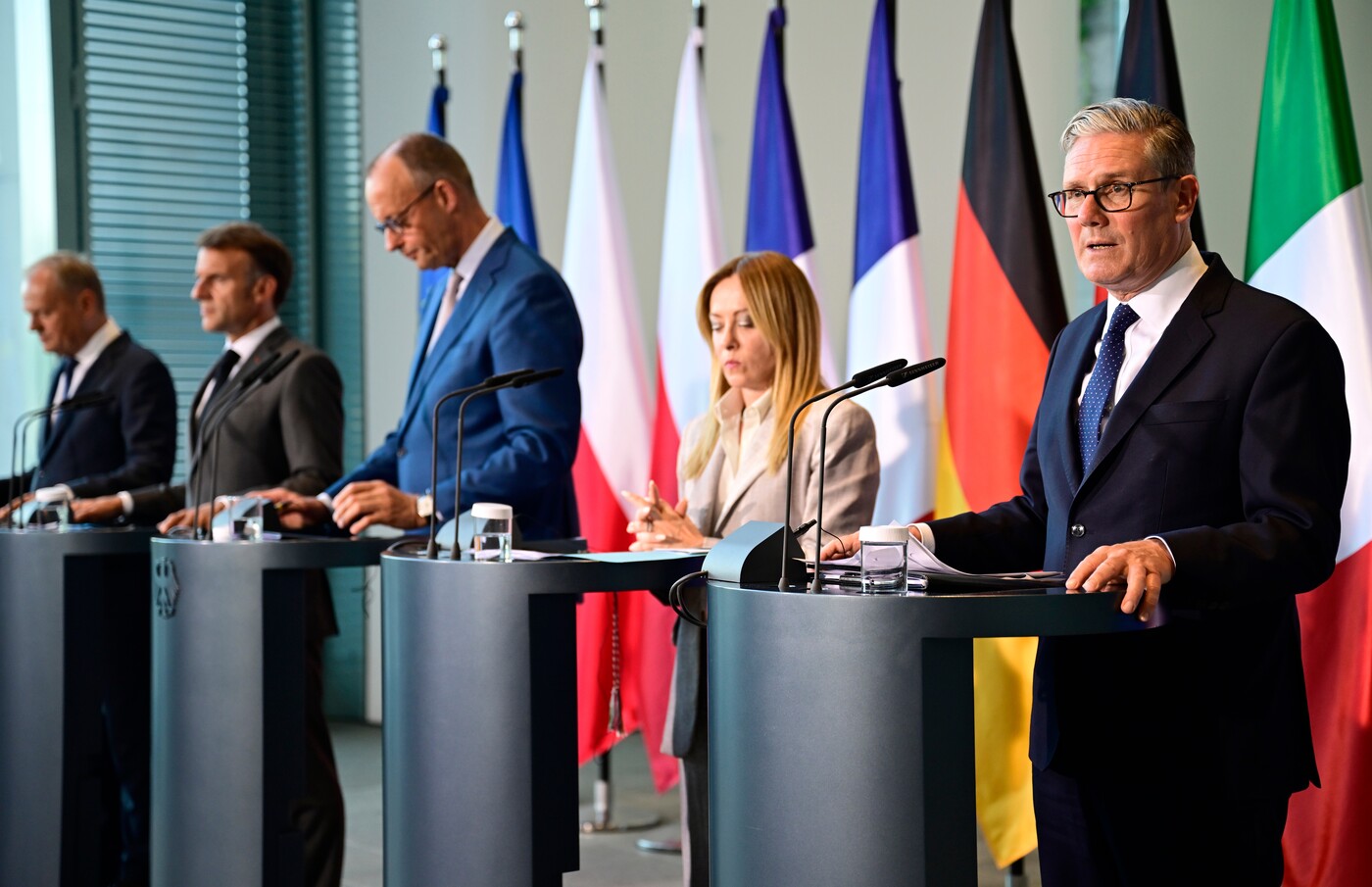 Nato, Meloni: “L’Europa deve rafforzare la sua componente”. Grossi: “Le ispezioni dell’Aiea in Iran ci saranno” – La diretta