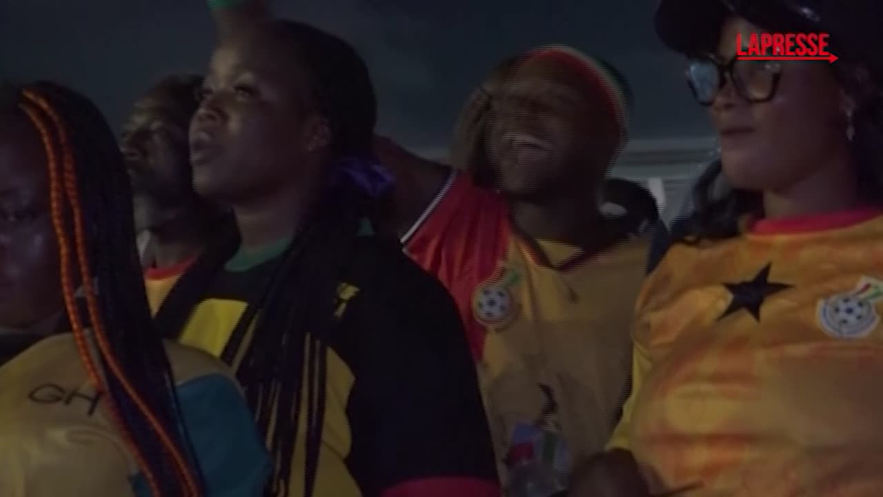 mondiali 2026 i tifosi del ghana ad accra assistono al match contro l inghilterra da Lapresse.it mondiali 2026 i tifosi del ghana ad accra assistono al match contro l inghilterra