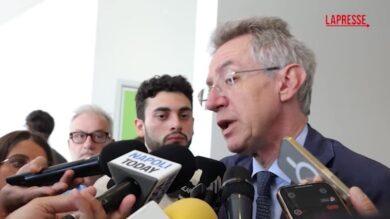 Napoli, Manfredi: "Troppo facile reperire armi"