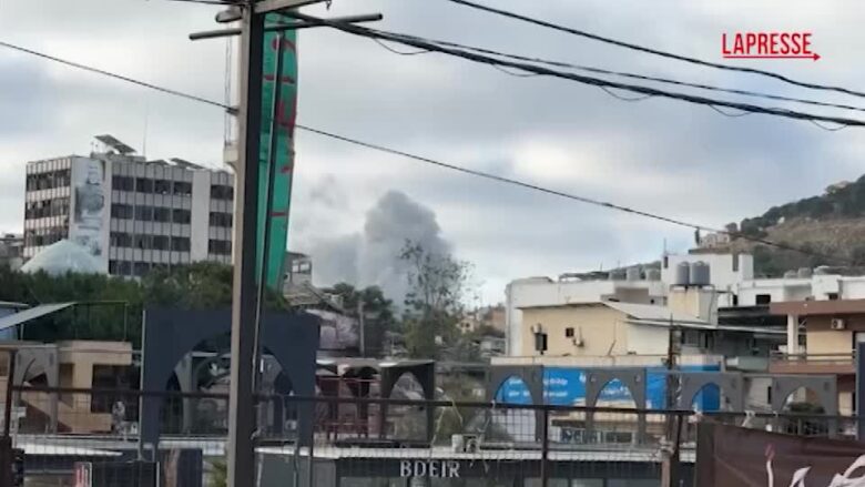 Libano, raid di Israele nel Sud: le colonne di fumo dopo le esplosioni