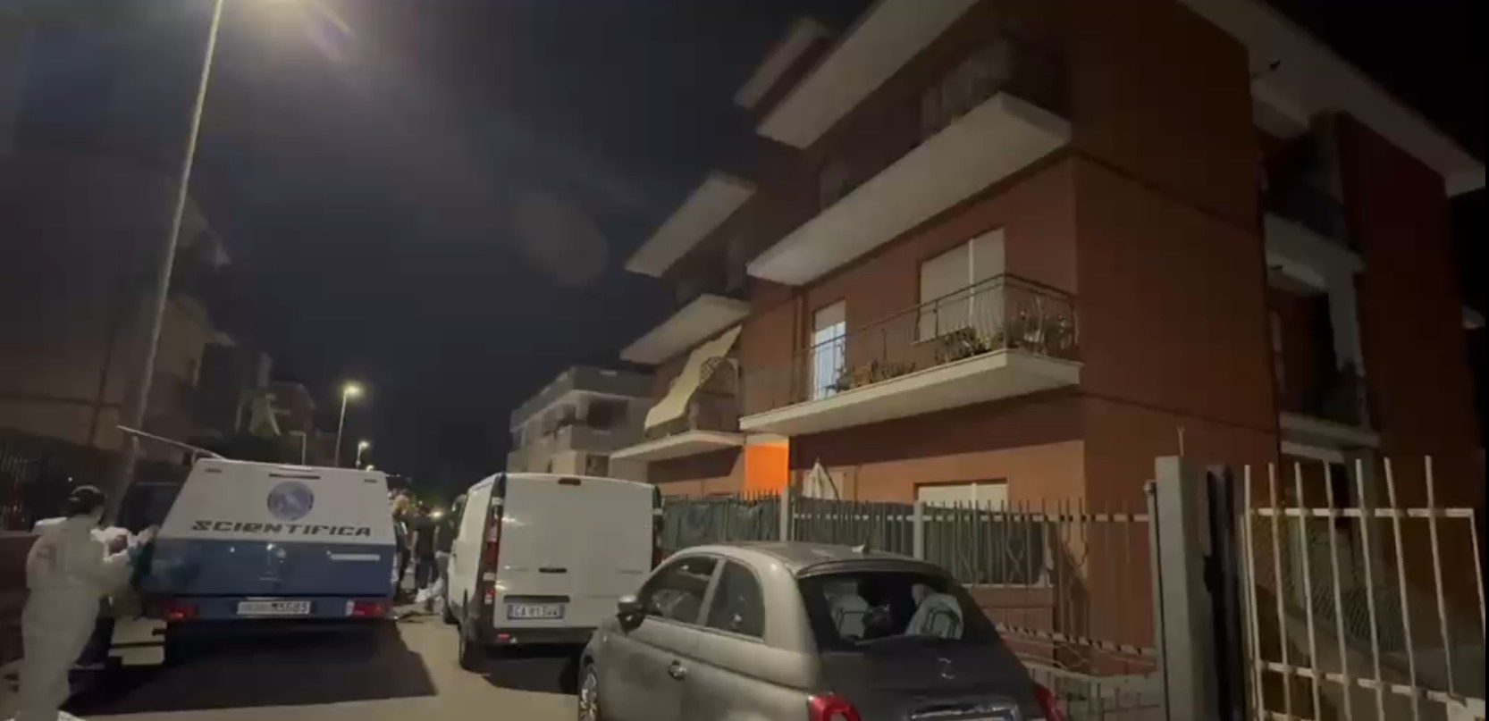 Triplice omicidio a Roma: padre, madre e figlia uccisi a colpi di mannaia