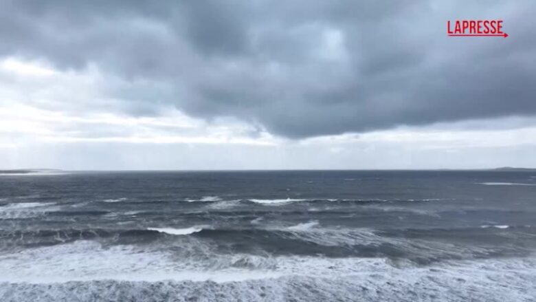 Irlanda, sempre più surfisti vogliono provare le onde di Strandhill