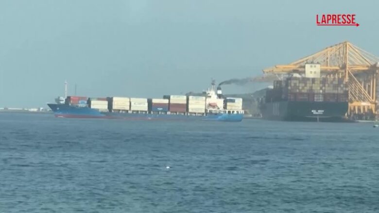 Iran, avvistate navi nello Stretto di Hormuz mentre sale la tensione tra Washington e Teheran