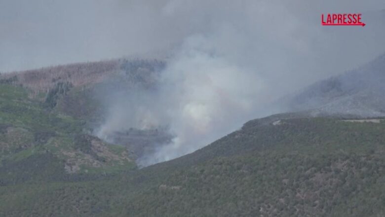 Usa, gigantesco incendio nelle foreste dello Utah: il vento complica lavoro squadre emergenza