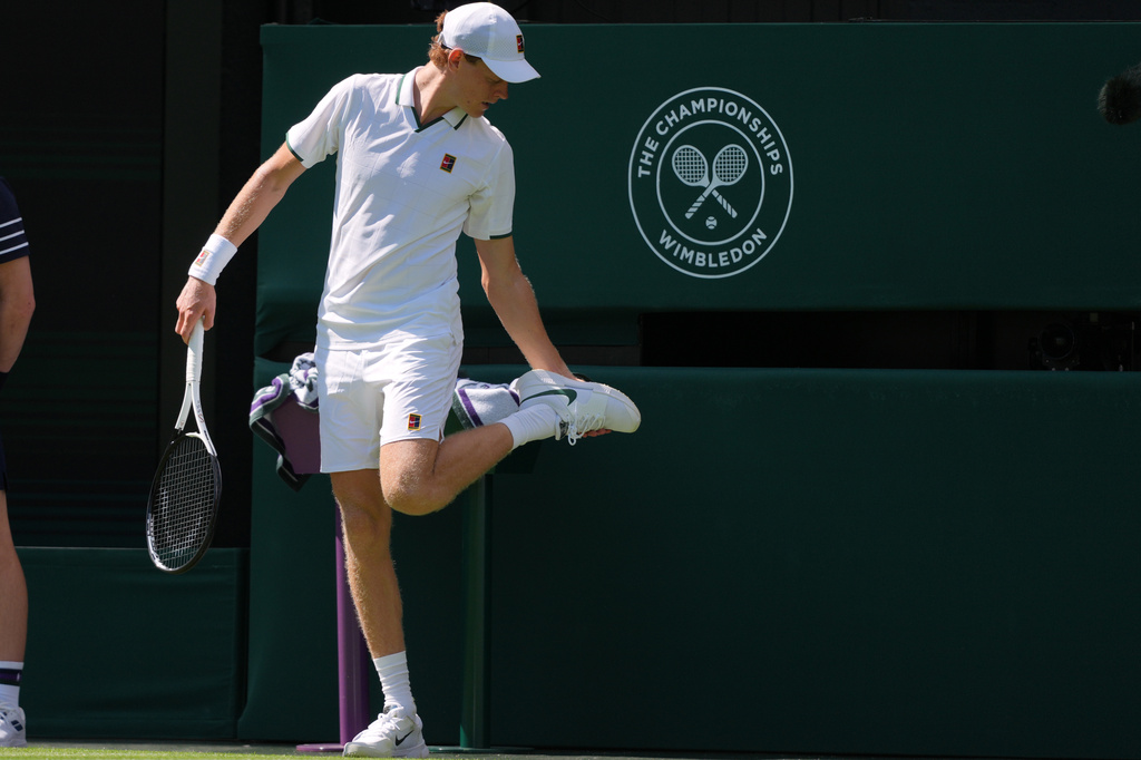 Sinner e la scarpa insanguinata a Wimbledon 2026, cosa è successo e come sta