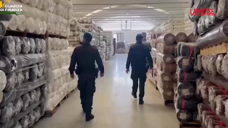Prato, sequestrati oltre 11mln di euro tra tessuti e abiti importati illegalmente da Cina