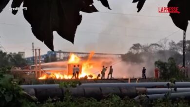 India, incendio in impianto petrolchimico: almeno 20 feriti