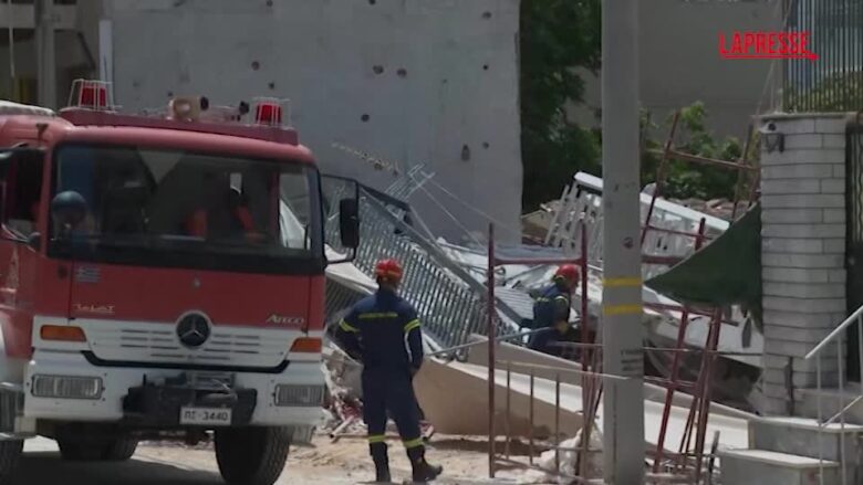 Grecia, crolla un edificio a Atene: quattro persone intrappolate