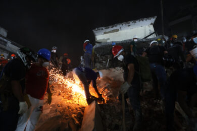 Terremoto in Venezuela, 12enne estratto vivo dopo 5 giorni sotto le macerie