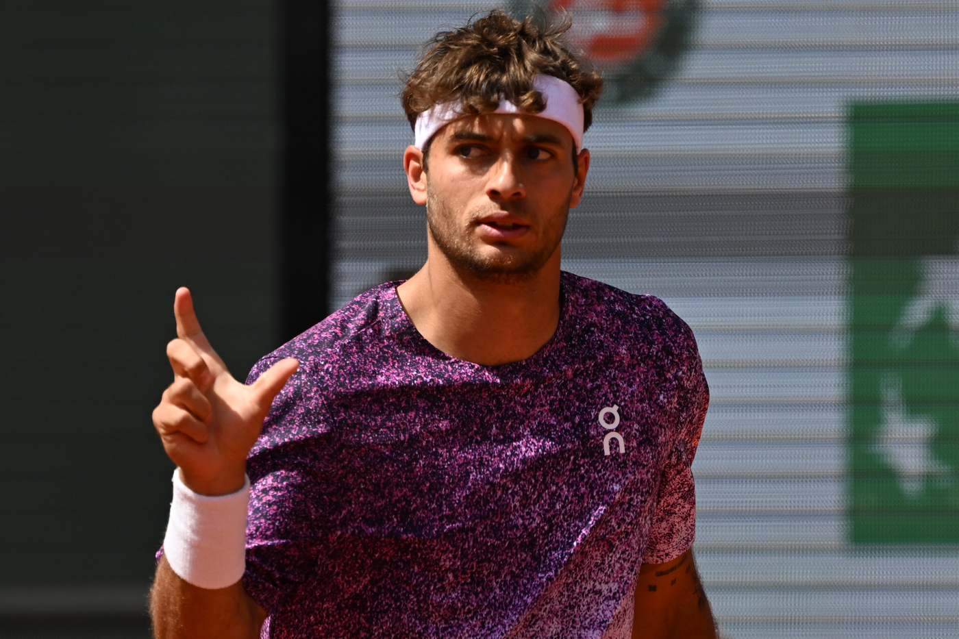wimbledon 2026 cobolli navone riprende il match 8211 la diretta da Lapresse.it wimbledon 2026 cobolli navone riprende il match 8211 la diretta
