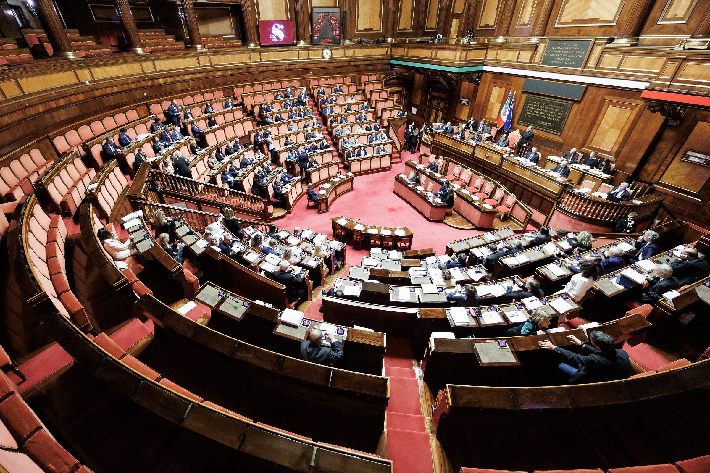 Dl Piano Casa, è legge. Meloni: “Dalle parole ai fatti”