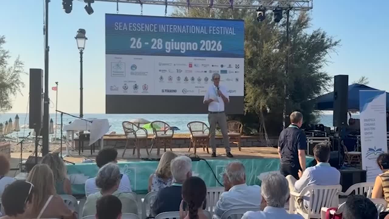 tg green 2 luglio 8211 torna seif il festival di acqua dell8217elba dedicato al mare da Lapresse.it tg green 2 luglio 8211 torna seif il festival di acqua dell8217elba dedicato al mare