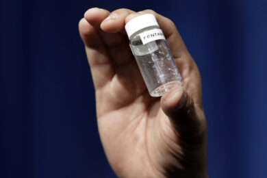 Fentanyl: il tossicologo e gli effetti della ‘droga degli zombie’