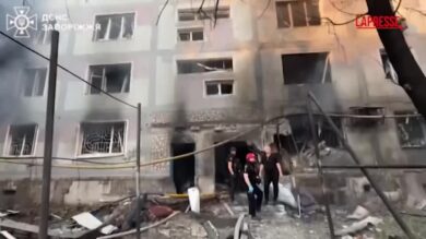 Ucraina, attacco russo su Zaporizhzhia: 2 morti e almeno 20 feriti