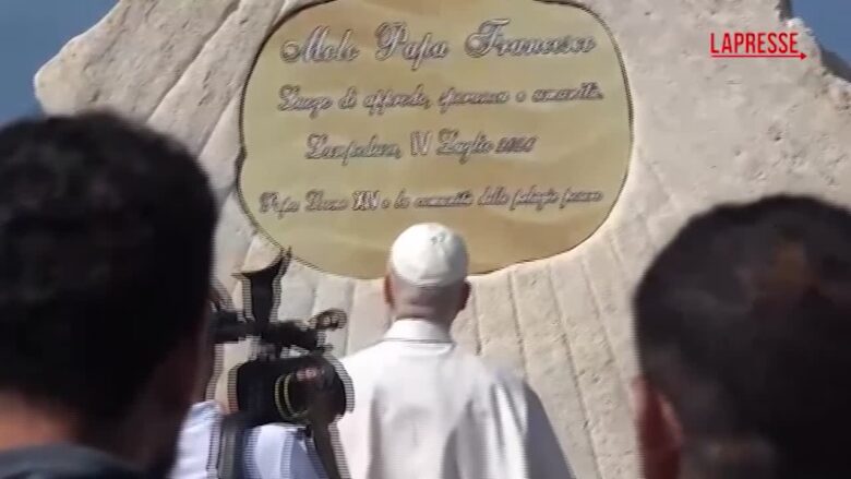 Lampedusa, Molo Favarolo diventa “Molo Papa Francesco”: l’intitolazione di Leone XIV