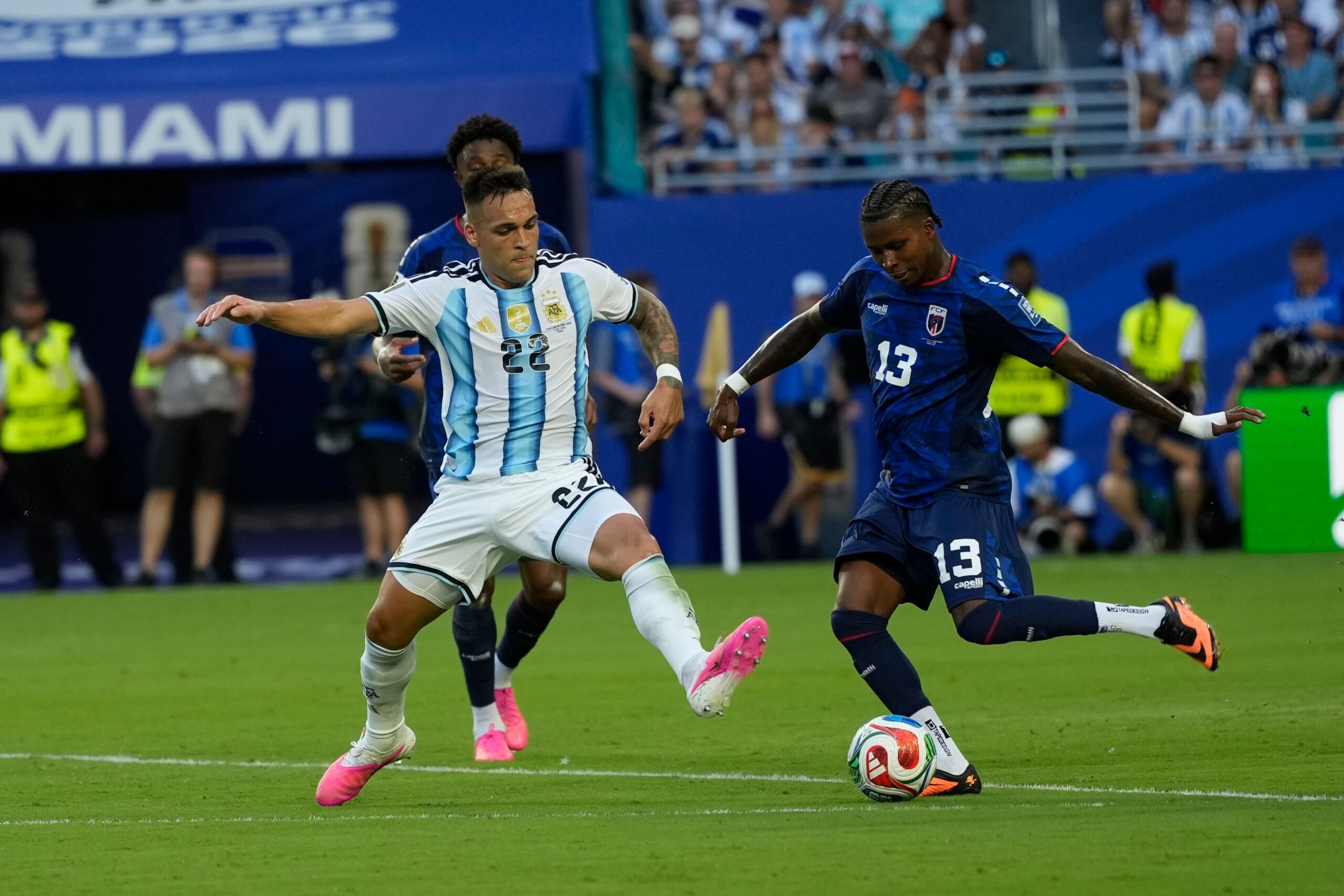 Mondiali 2026: Argentina, che fatica con Capo Verde. La Colombia vince contro il Ghana Mondiali 2026: Argentina, che fatica con Capo Verde. La Colombia vince contro il Ghana