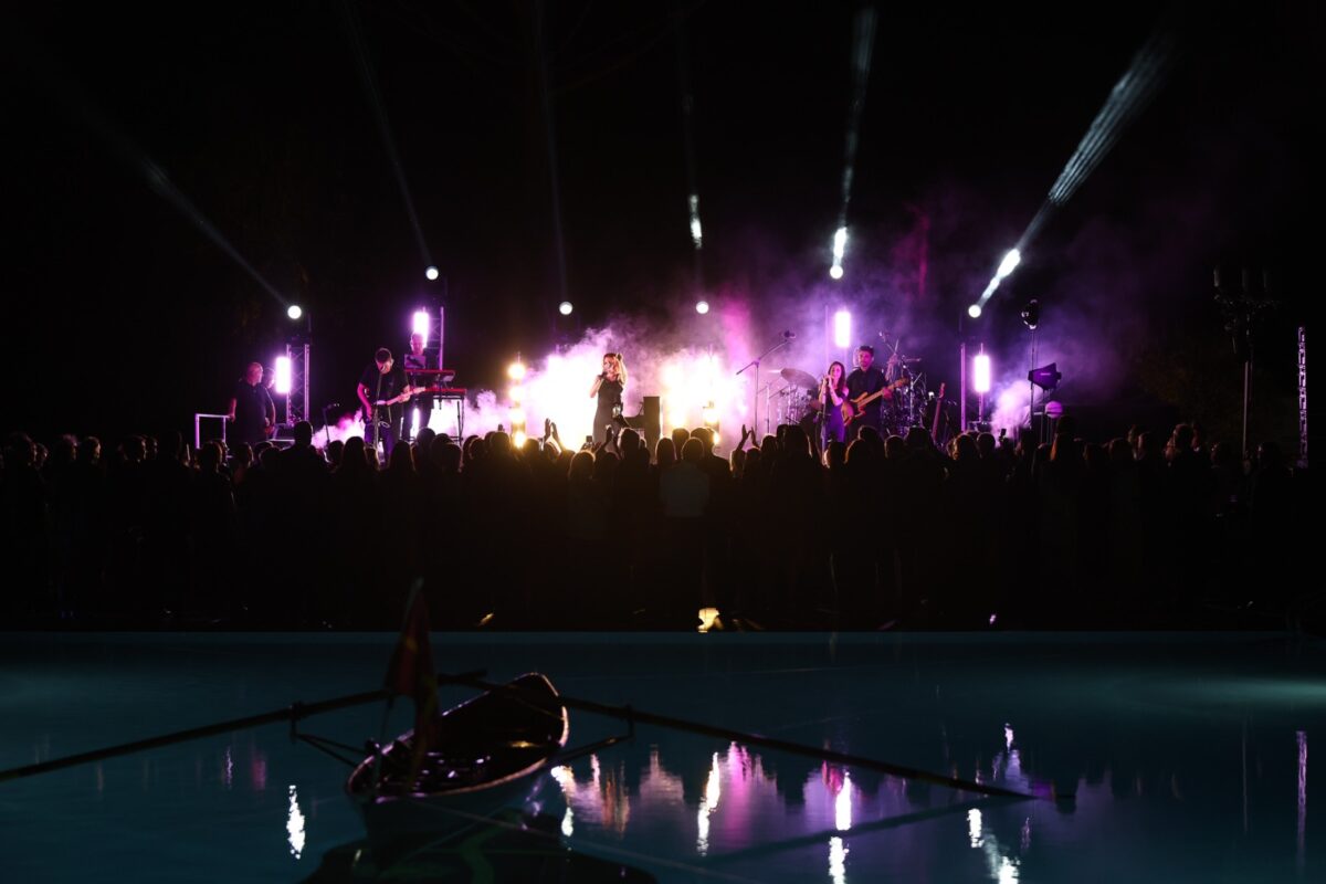 Circolo Canottieri Roma, Noemi incanta il pubblico alla Festa d’Estate Circolo Canottieri Roma, Noemi incanta il pubblico alla Festa d’Estate