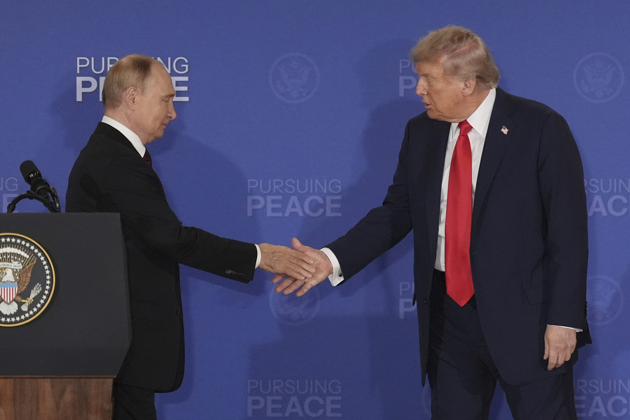 Ucraina, Trump sente Putin: telefonata di 90 minuti