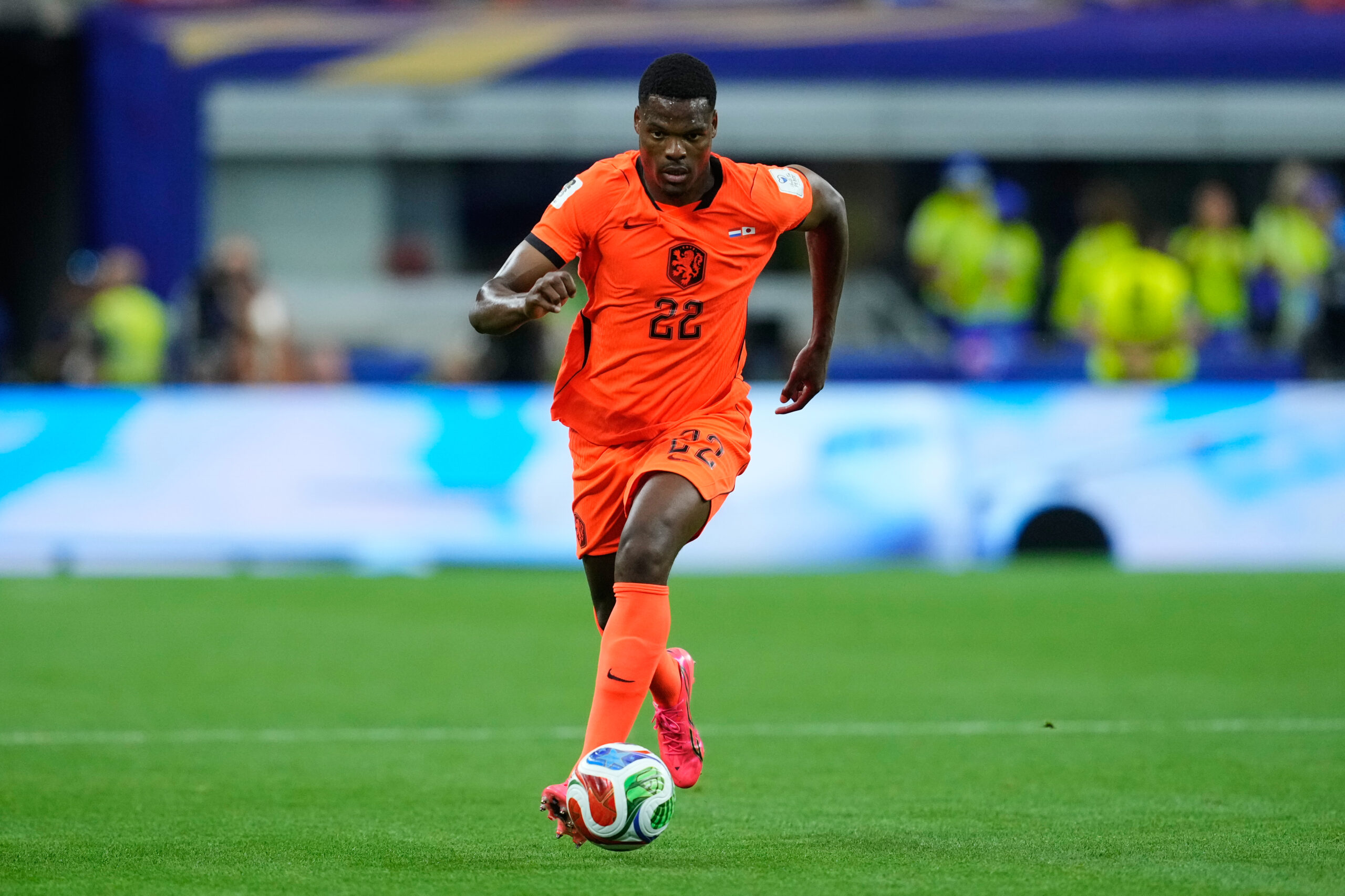 Dumfries al Real Madrid: è ufficiale la cessione dell’Inter Dumfries al Real Madrid: è ufficiale la cessione dell’Inter