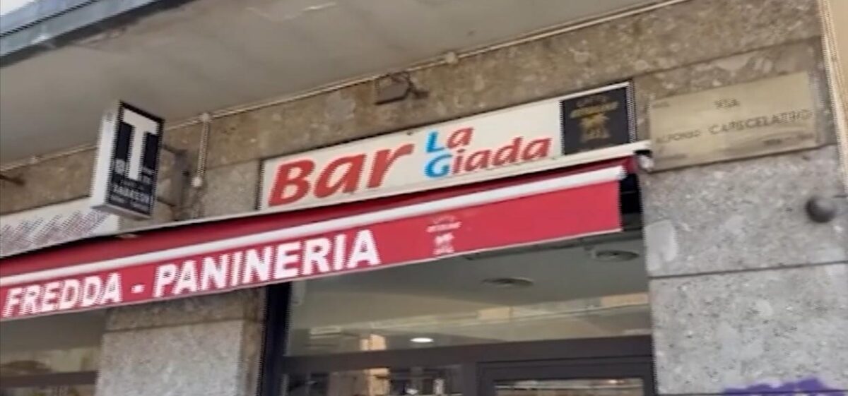 Uomo accoltellato al bar a Milano, l’aggressore: “Mi sono divertito, appena esco lo rifaccio” Uomo accoltellato al bar a Milano, l’aggressore: “Mi sono divertito, appena esco lo rifaccio”