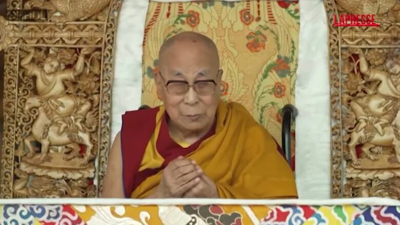 Il Dalai Lama compie 91 anni: la festa delle comunità tibetane in India e Nepal