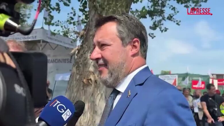 Ue, Salvini: "Adesione Ucraina tutta da discutere, no a canali privilegiati"