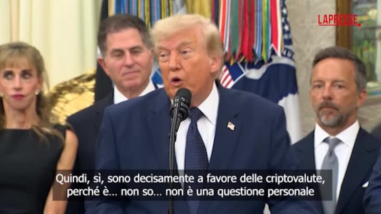 Trump sulle attività della sua famiglia: "Anche George Washington aveva due scrivanie"