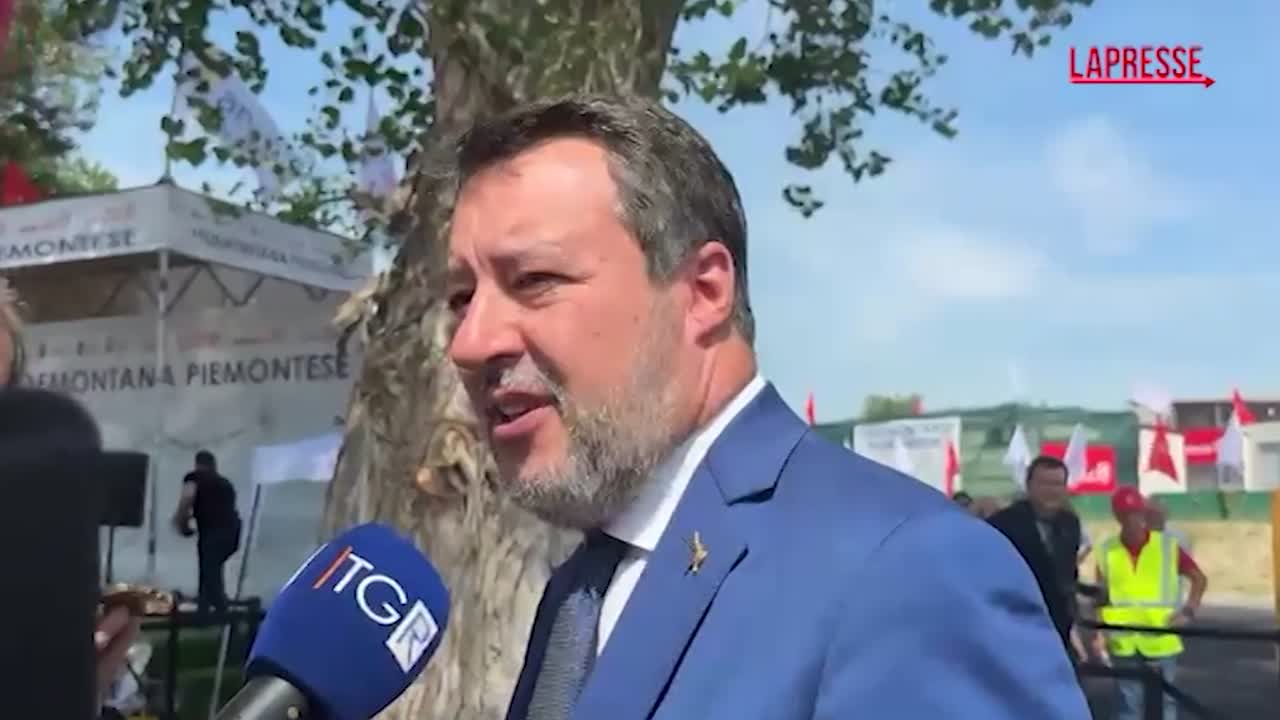Salvini: "Cantieri finanziati per 70 miliardi, andremo ben oltre il Pnrr"