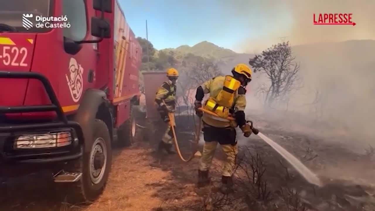 spagna incendio in provincia castell243n le spaventose immagini da Lapresse.it spagna incendio in provincia castell243n le spaventose immagini